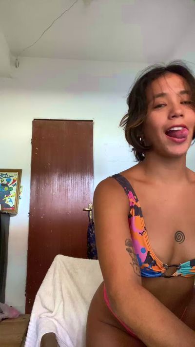 Thumbnail of luamorenaaa - CAM4 live cam