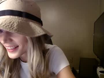 Live cam for ellieiscute1
