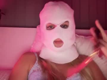 Live cam for scarlettstells