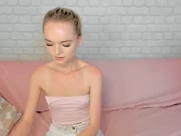 Live cam for blondydolly