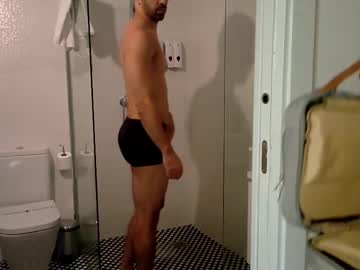 Live cam for hatchet_and_fox