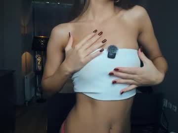 Thumbnail of deidreluer - girl live cam