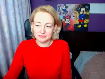 Live cam for blondy_mom