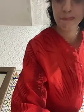 Stripchat cam girl Noura69