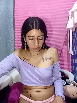 Stripchat cam girl marla_hiut_