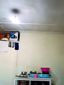 Stripchat cam girl Uzena2