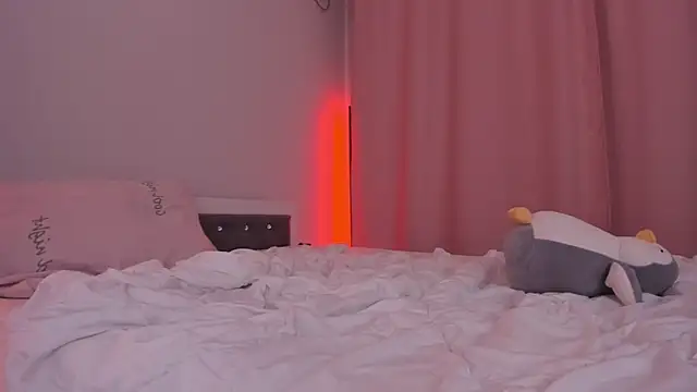 Stripchat cam girl eweline_more