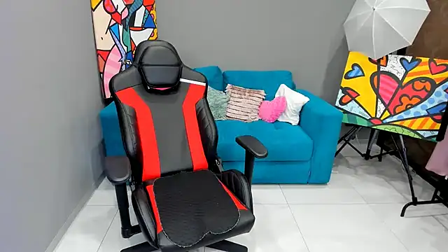 Stripchat cam girl EmmaMilles