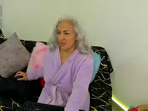 Stripchat cam girl marilyn70