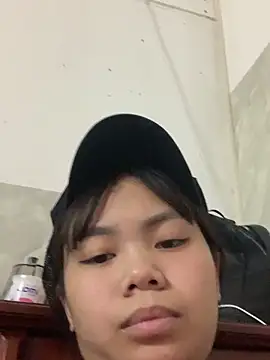 Stripchat cam girl Mon_babyy