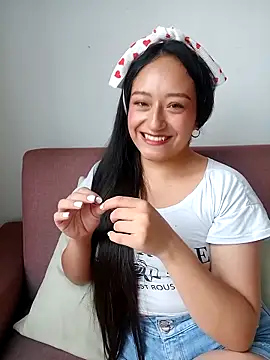 Stripchat cam girl emilymoon25