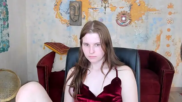 Stripchat cam girl AlyaGrass