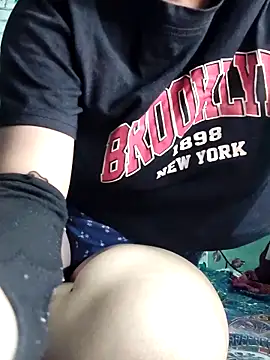 Stripchat cam girl EngravedCecropia