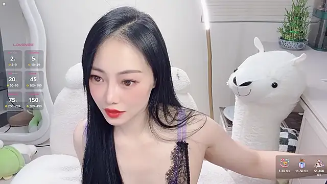 Stripchat cam girl Liana-36c-173