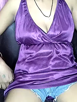 Stripchat cam girl Shanu-Darl