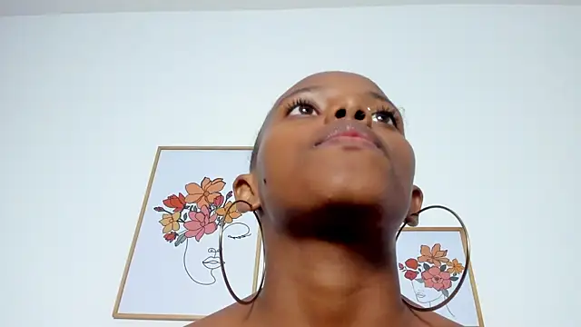 Stripchat cam girl haley_cresp