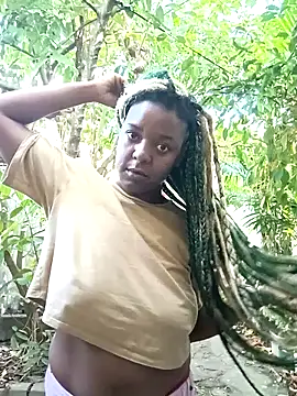 Stripchat cam girl laluz_