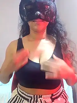 Stripchat cam girl Chathuni