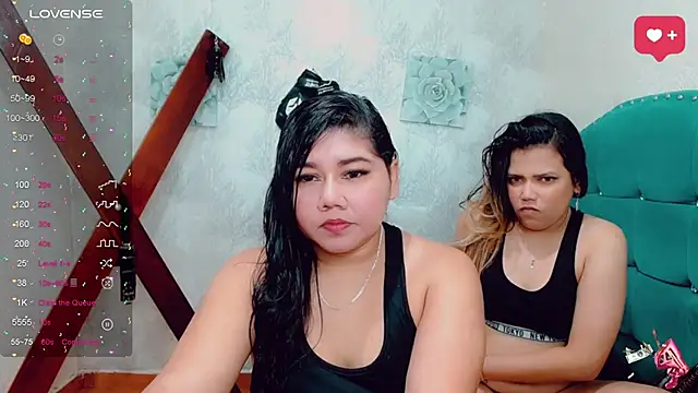 Stripchat cam girl LucyAndTifany