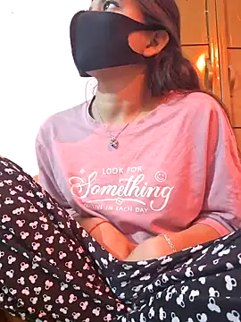 Stripchat cam girl Priya_madam2