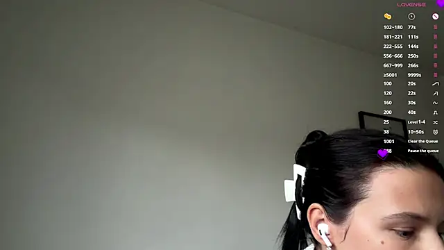 Stripchat cam girl MaydaCornwall