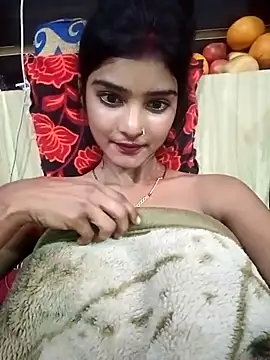 Stripchat cam girl Rashmicut