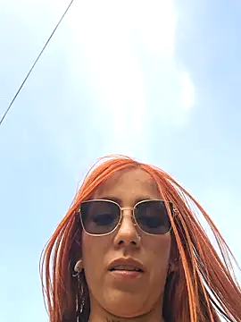 Stripchat cam girl Alis_xxx