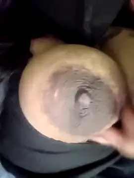 Stripchat cam girl V-Hot-Suity