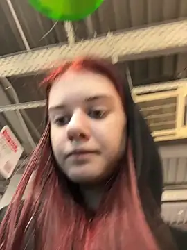 Stripchat cam girl Avie_meow