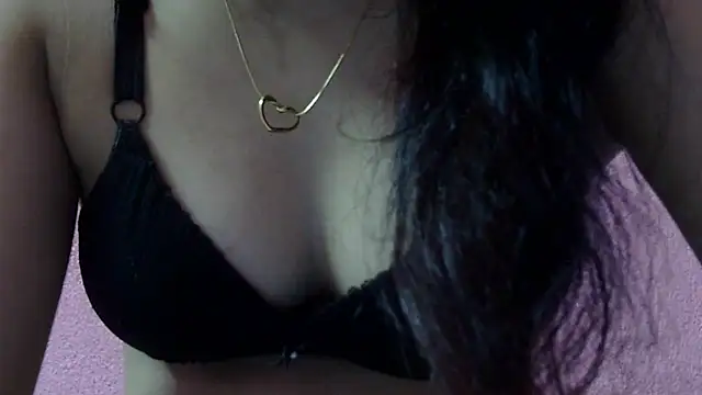 Stripchat cam girl its-me-pooja