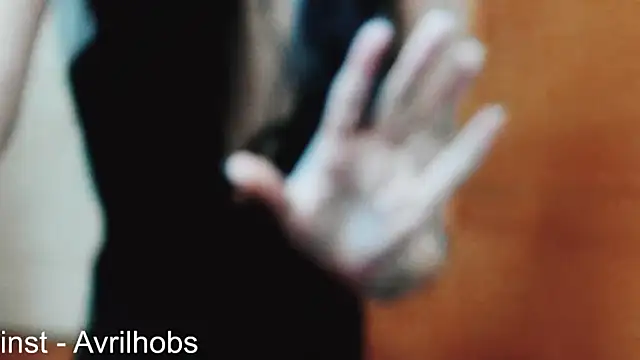 Stripchat cam girl AvrilHobbs