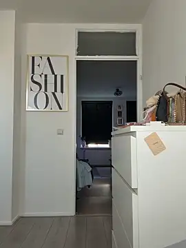 Thumbnail of GoldenHoney - Stripchat live cam