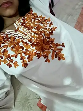 Stripchat cam girl Yashika-Barbie