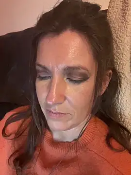 Stripchat cam girl Lwhite1