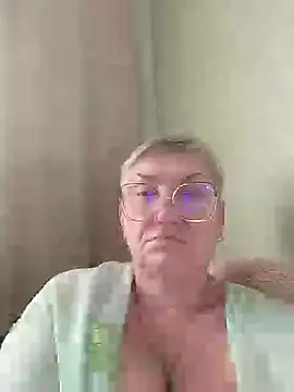 Stripchat cam girl BonyaSky527