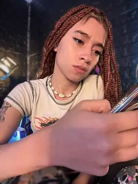 Stripchat cam girl Miss-Emma