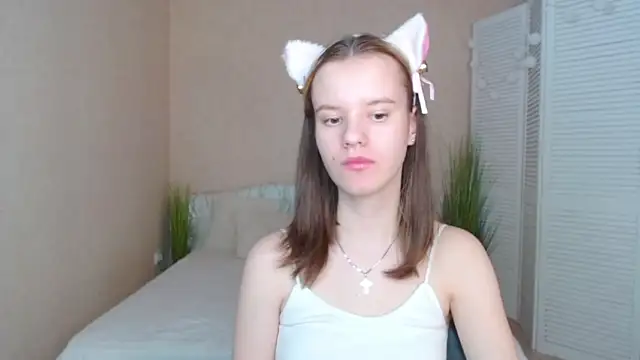 Stripchat cam girl Little-kitt1i