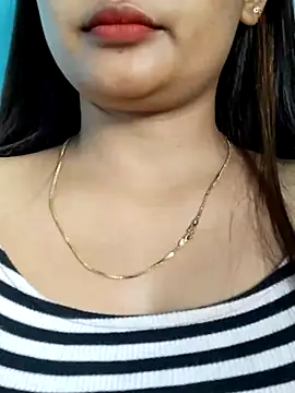 Stripchat cam girl Queen-Doll