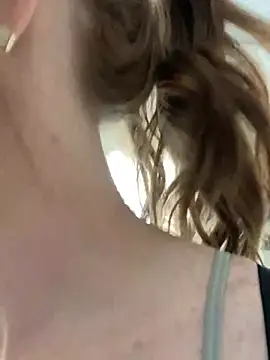 Stripchat cam girl redbird1592