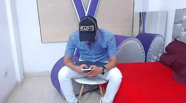 Stripchat cam girl Martin_Thompson__