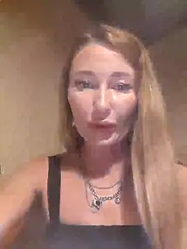 Stripchat cam girl Rose_PussyLips