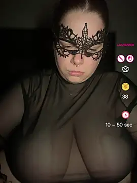 Stripchat cam girl cherrylust12