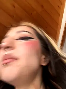 Stripchat cam girl Lilph_pinkk