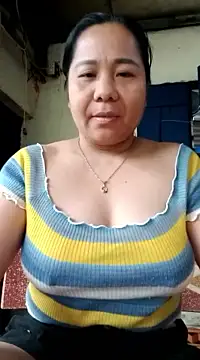 Stripchat cam girl Qinnn20