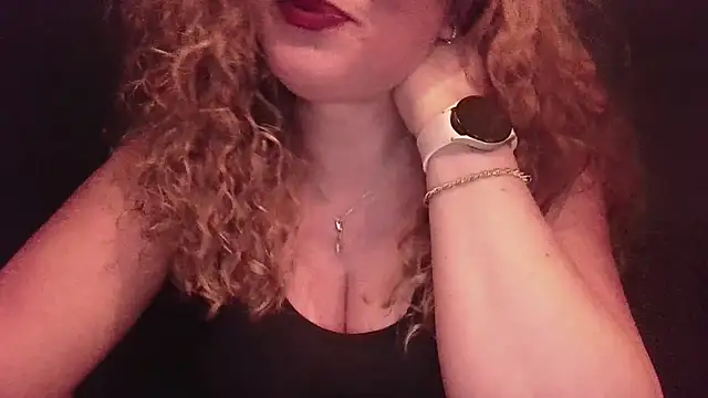 Stripchat cam girl SaltyCurls