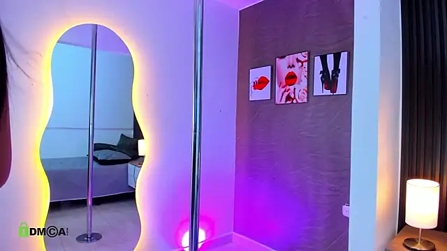 Stripchat cam girl ambarcollins01