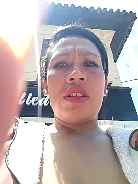 Stripchat cam girl BRENDA--14