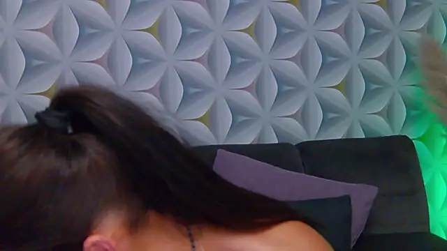 Stripchat cam girl MinasVibe