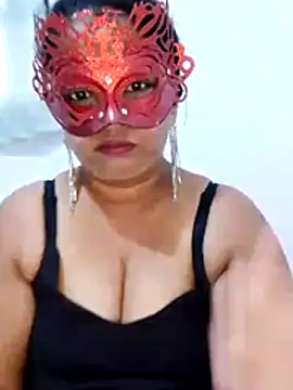 Stripchat cam girl Madu_HotSL