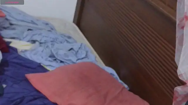 Stripchat cam girl ROSE-ELEENA